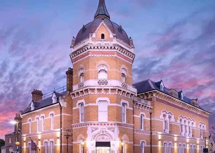 Lansbury Heritage By Sunday - Canary Wharf LondonAirport Hotel